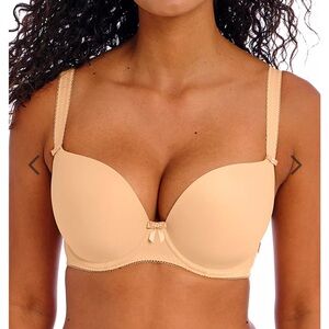30E Freya T-shirt bra. AA4234